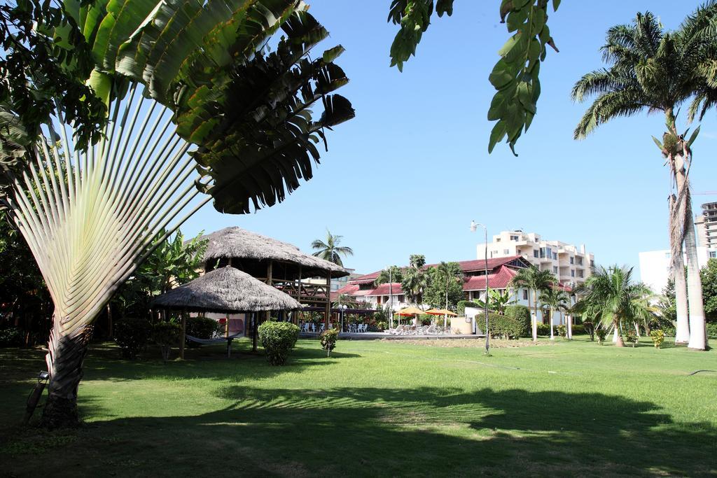 Hotel Puerto Ballesta Тонсупа Екстериор снимка